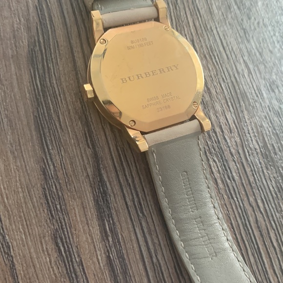 Burberry The City BU9109 watch - Picture 6 of 11